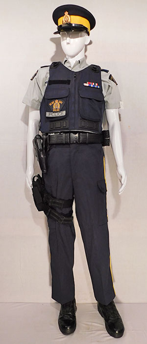 tormenta Inclinado lavanda Police-CDN-RCMP | International Movie Services (IMS Ltd.)