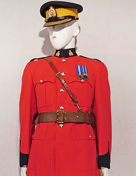 Officer - Red Serge Uniform (Current)